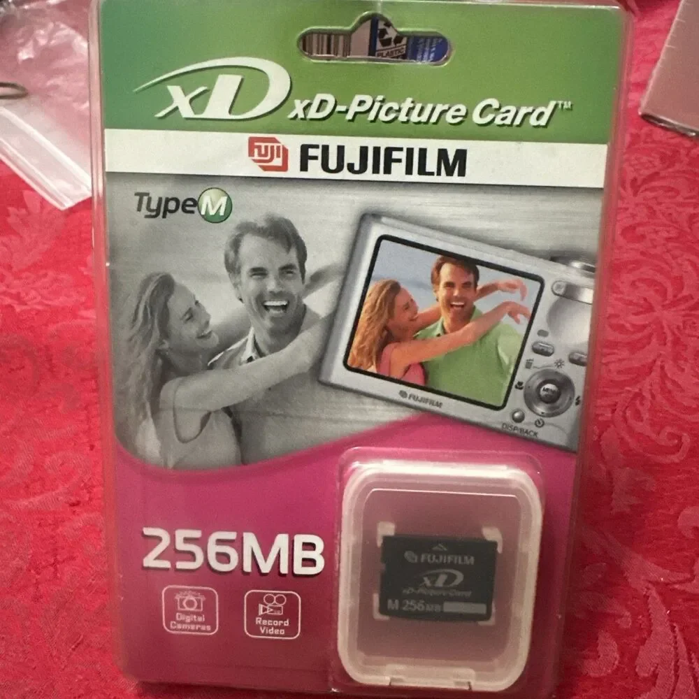 Fujifilm Olympus XD Picture Card Memory Card 256MB - NIB